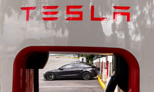 Tesla: Πτώση 63% σημείωσαν οι πωλήσεις της στη Γαλλία, τη δεύτερη μεγαλύτερη αγορά EV της ΕΕ