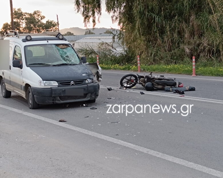 Χανιά: Σφοδρό τροχαίο με μικρό βαν και μοτοσικλέτα – Τραυματίας ο οδηγός της μηχανής