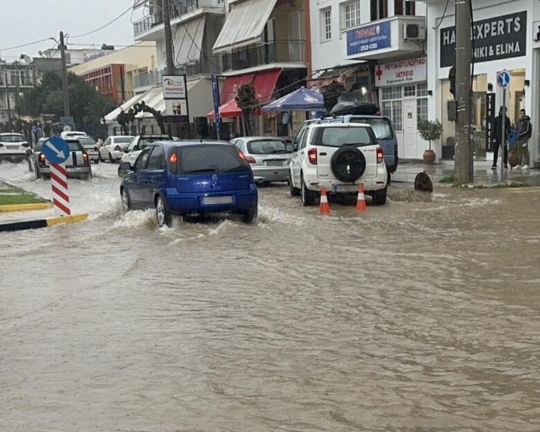 Καιρός: Βροχές και καταιγίδες από το απόγευμα – Μηνύματα 112 θα σταλούν σε Ιθάκη, Λευκάδα, Κεφαλονιά, Ζάκυνθο και Πελοπόννησο