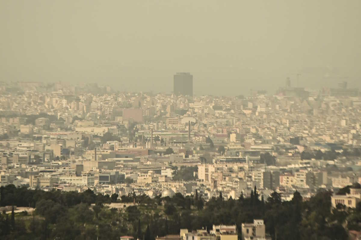 Η αφρικανική σκόνη πάνω από την Αθήνα