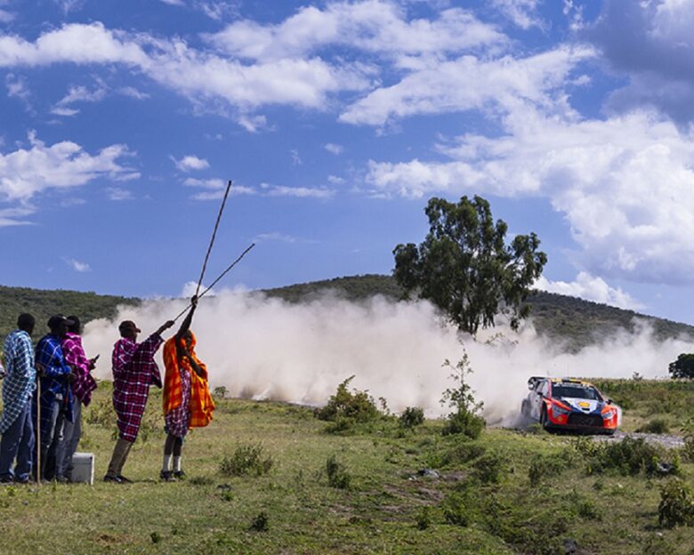 WRC: Ο Τάνακ επικεφαλής στην Κένυα με Hyundai και φοβερό θέαμα