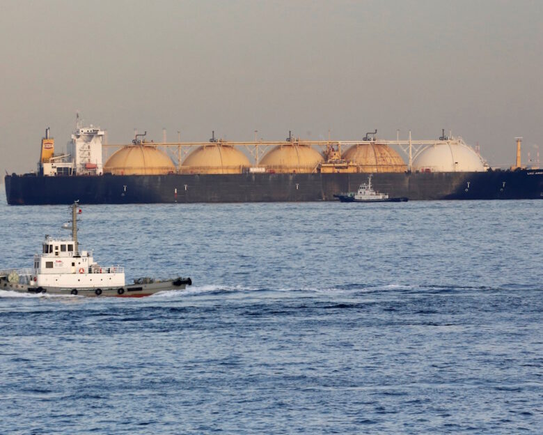 Μεταφορές LNG και εξαγωγές τροφίμων και λιπασμάτων στην ατζέντα των ειρηνευτικών συνομιλιών ΗΠΑ – Ρωσίας – Ουκρανίας