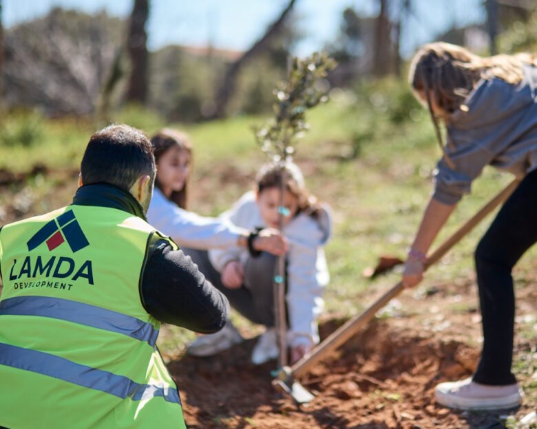 Η LAMDA Development δίπλα στους κατοίκους της Πεντέλης μετά την πυρκαγιά του Αυγούστου