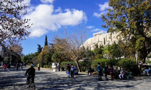 Η Διονυσίου Αρεοπαγίτου με λιακάδα