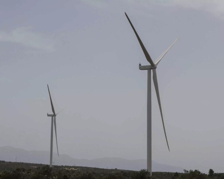 Σε διαβούλευση σχέδιο για μηχανισμό αναδιανομής της λειτουργικής ενίσχυσης σταθμών ΑΠΕ και ΣΗΘΥΑ