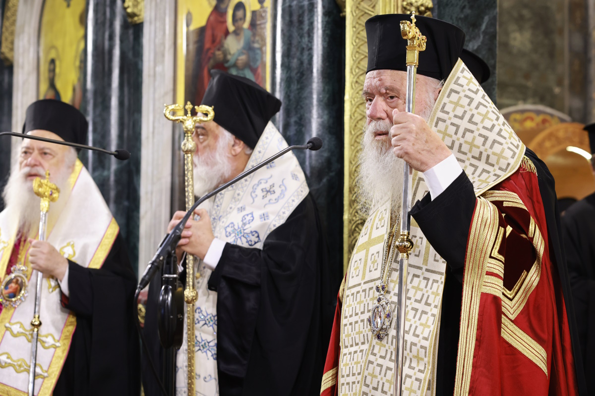 Ταφή Μητροπολίτη πρώην Θεσσαλονίκης Άνθιμου