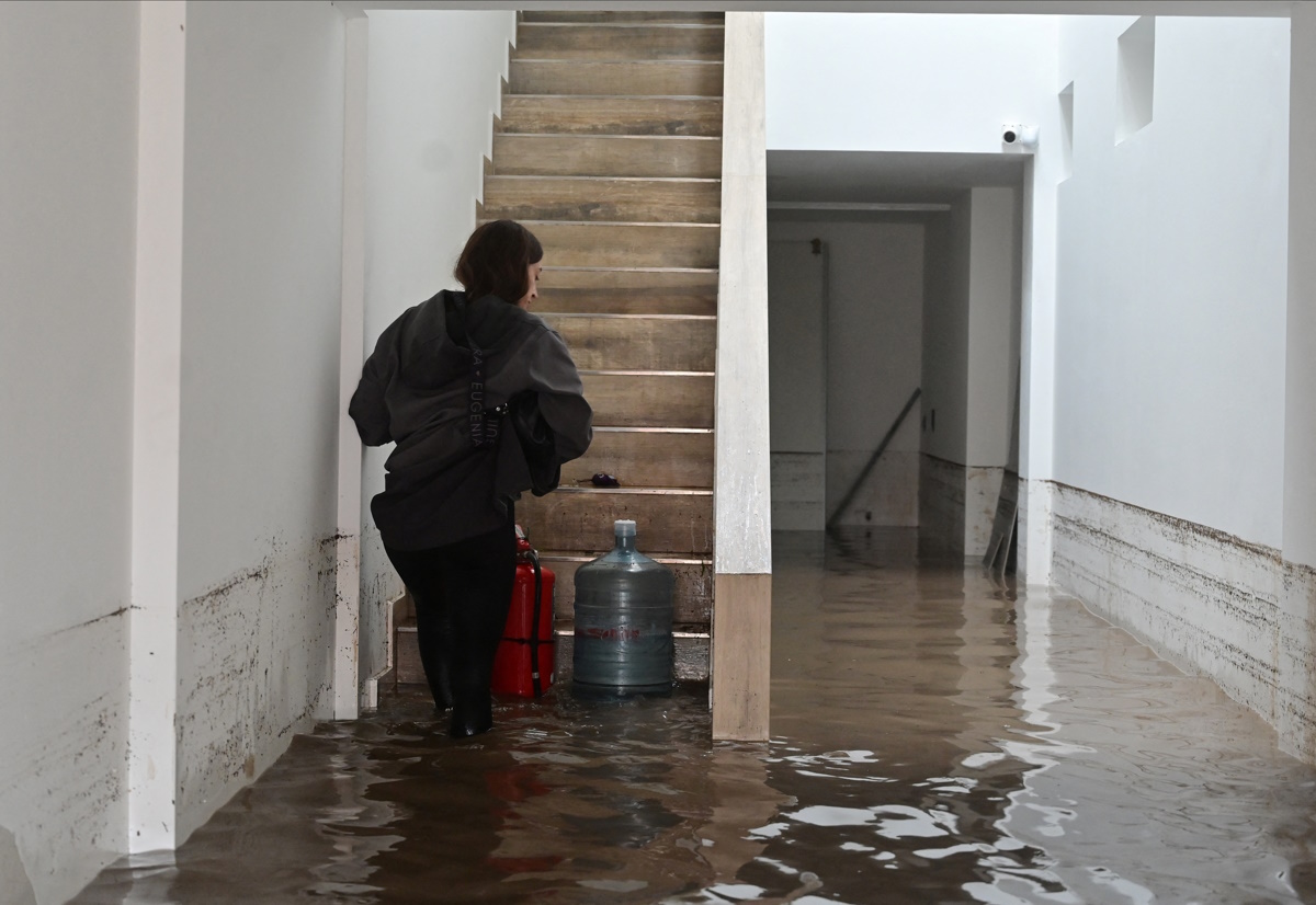 Νερά μέσα σε πολυκατοικίες στην Αργεντινή