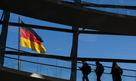 Η σημαία της Γερμανίας στη Bundestag