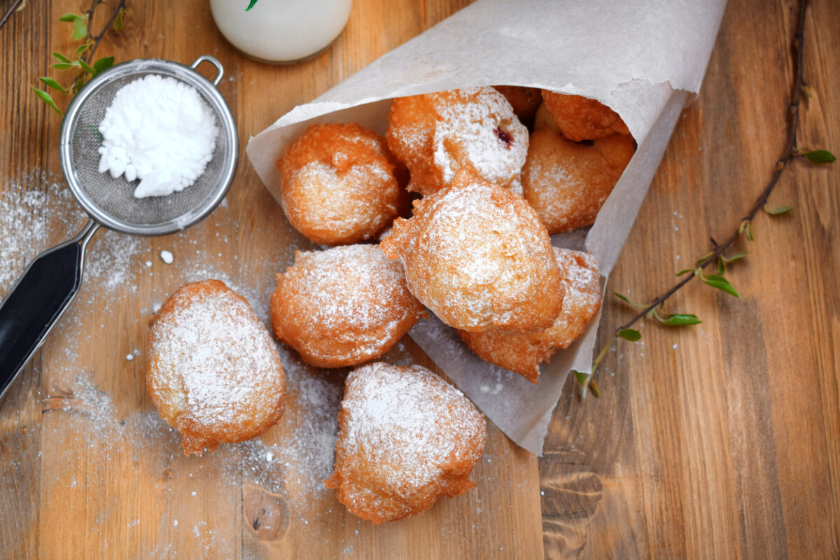 Beignet με άχνη ζάχαρη