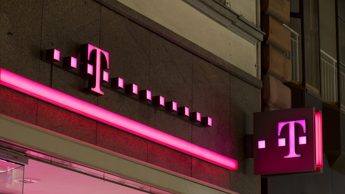 Red Illuminated sign of Telekom Shop