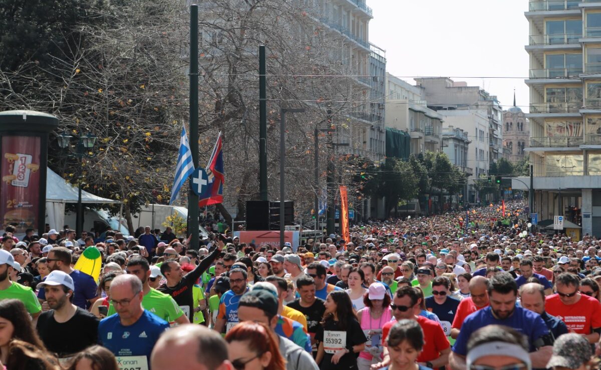 ημιμαραθώνιος αθήνας,το μεγαλύτερο δρομικό γεγονός εντός των ορίων του Δήμου Αθηναίων