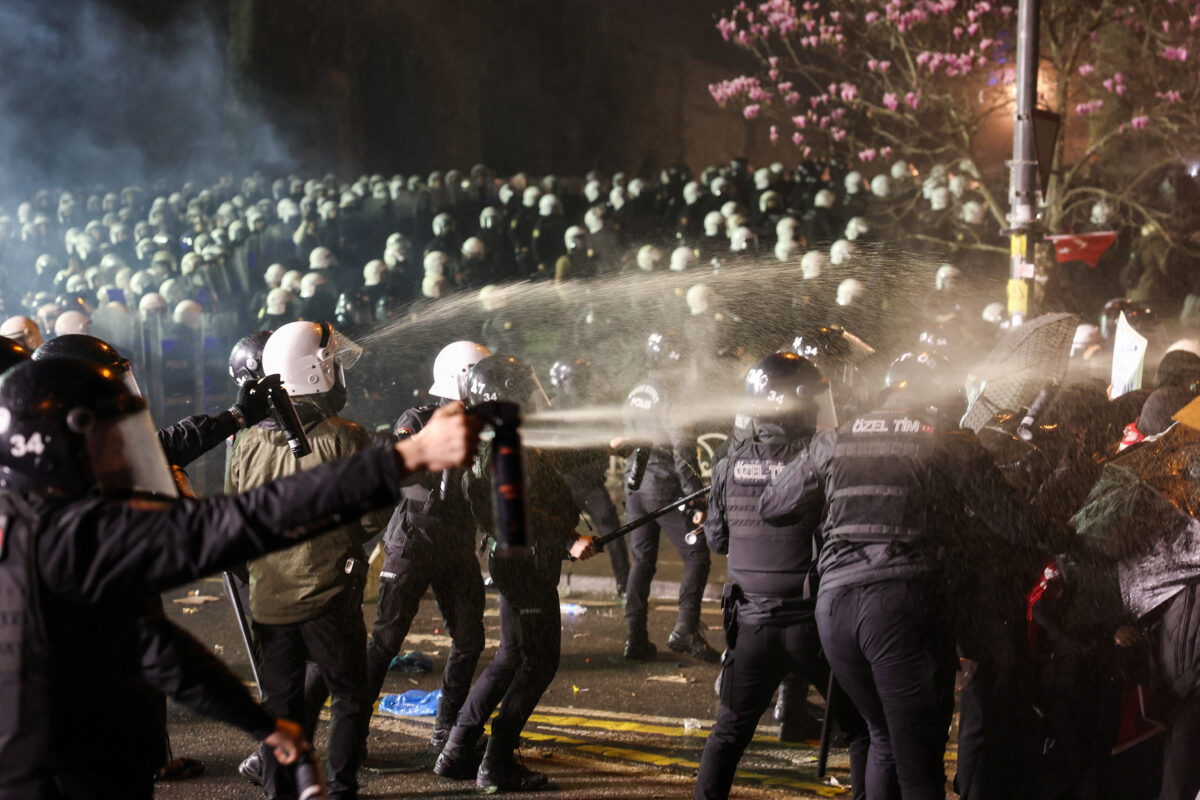 Επεισόδια στην Κωνσταντινούπολη