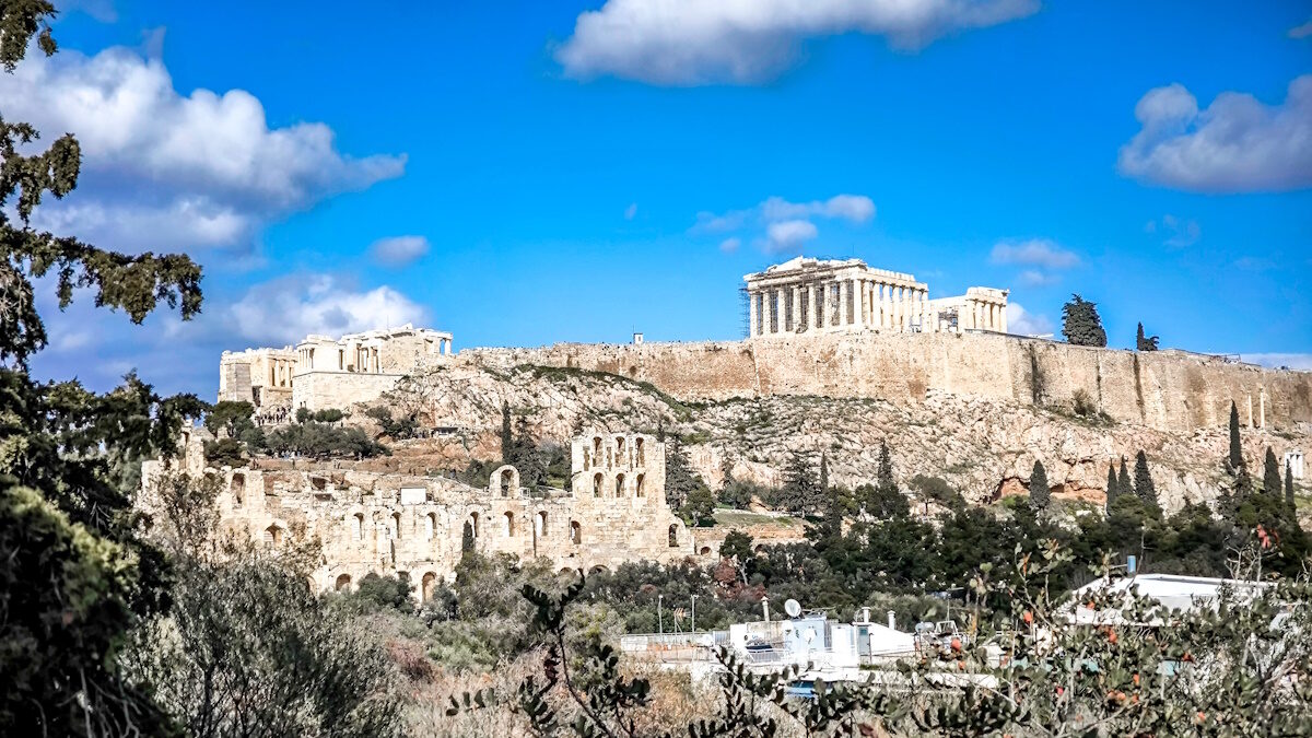 Λιακάδα με θέα την Ακρόπολη