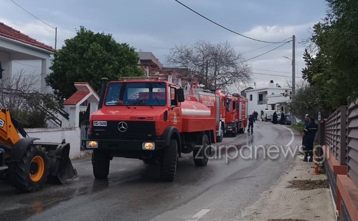 Πυροσβεστικά στο Καλαμίτσι