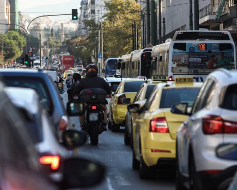 Επιθεώρηση Εργασίας: Πρόστιμα ύψους 155.400 ευρώ σε οδικές μεταφορές