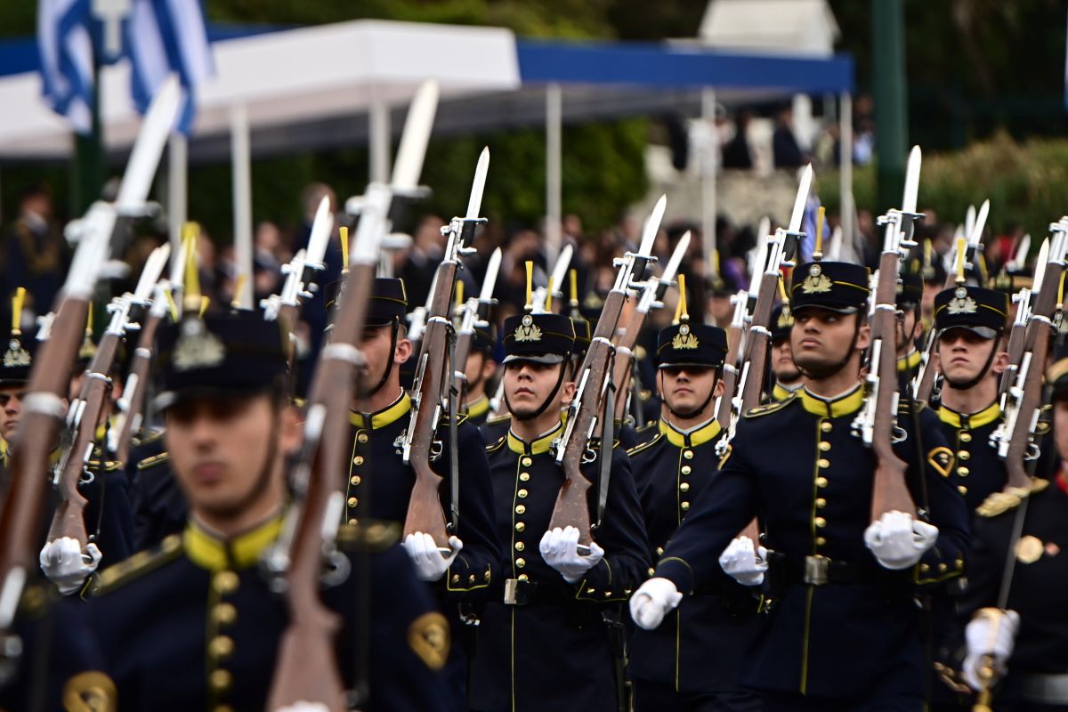 Στρατιωτική παρέλαση 25ης Μαρτίου