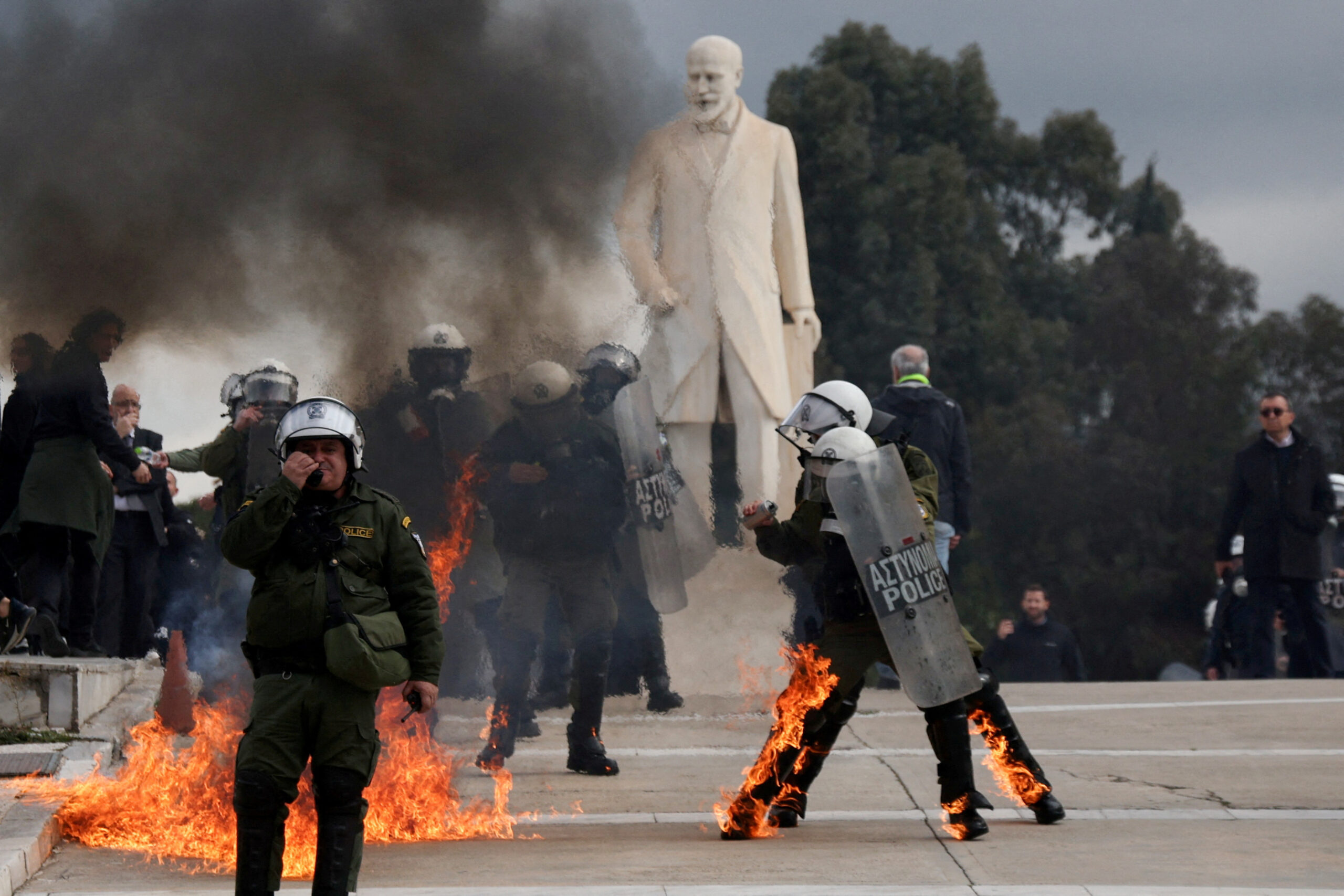 Επεισόδια μετά το συλλαλητήριο στο Σύνταγμα