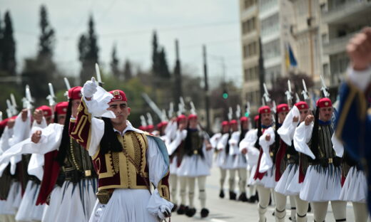 Η στρατιωτική παρέλαση στην Αθήνα