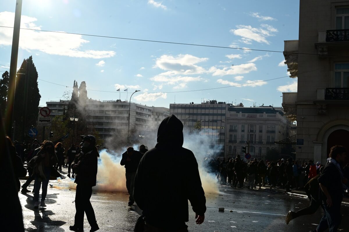 Επεισόδια στο Σύνταγμα