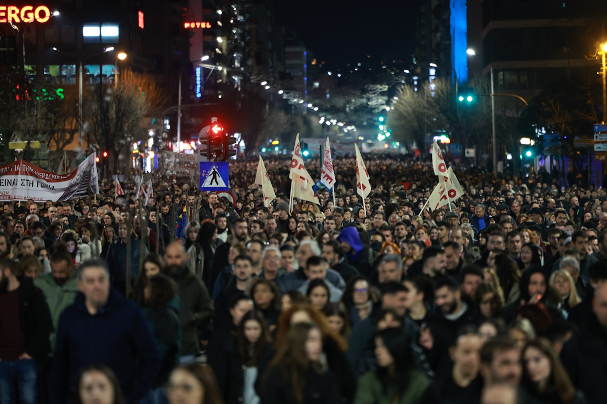 Συλλαλητήριο στην Θεσσαλονίκη για το σιδηροδρομικό δυστύχημα των Τεμπών, από εργατικά σωματεία και συνδικάτα, φοιτητικούς συλλόγους, μέλη της εξωκοινοβουλευτικής αριστεράς και του ευρύτερου αντιεξουσιαστικού χώρου