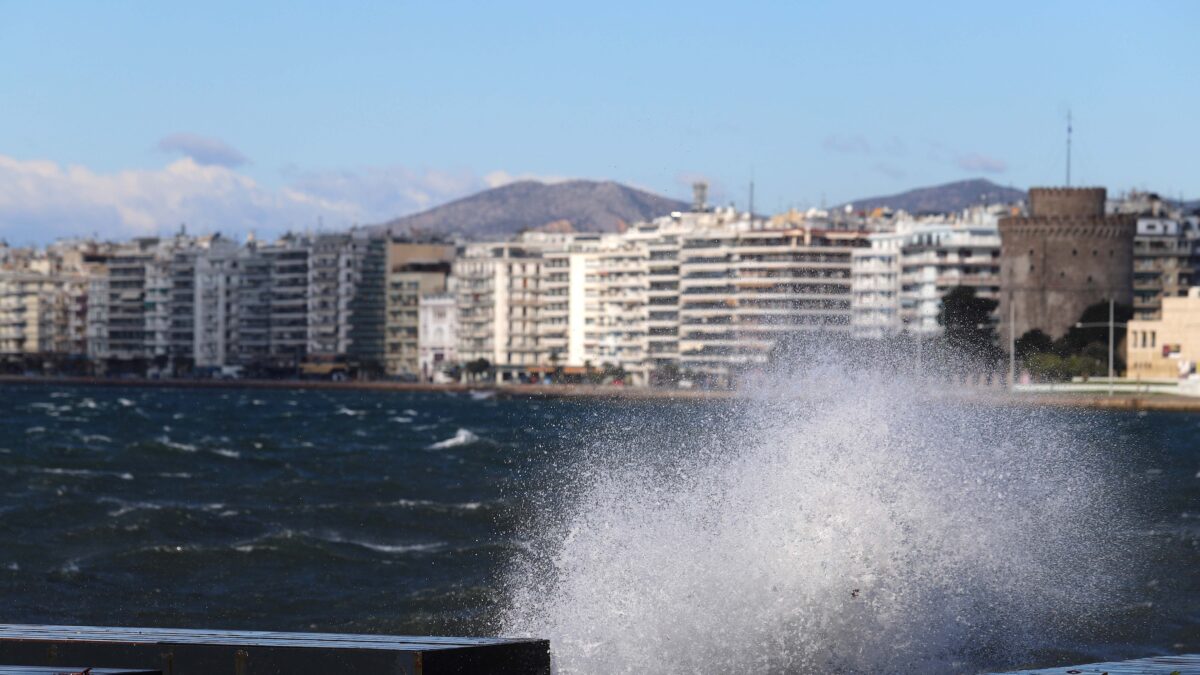 Θεσσαλονίκη: Γυναίκα ανασύρθηκε νεκρή από τον Θερμαϊκό