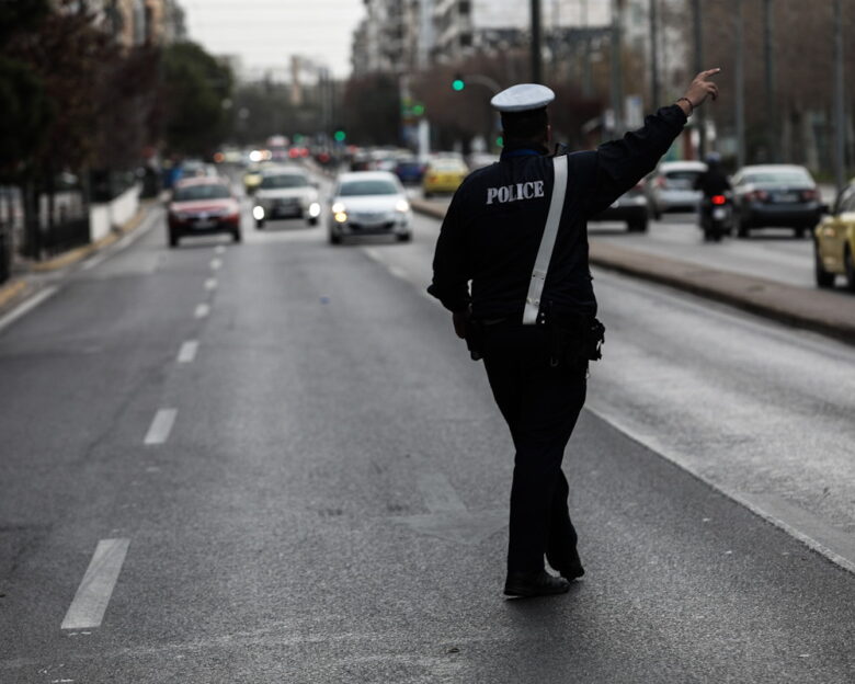 Θεσσαλονίκη: 16 άτομα συνελήφθησαν σε μία ημέρα να οδηγούν χωρίς δίπλωμα