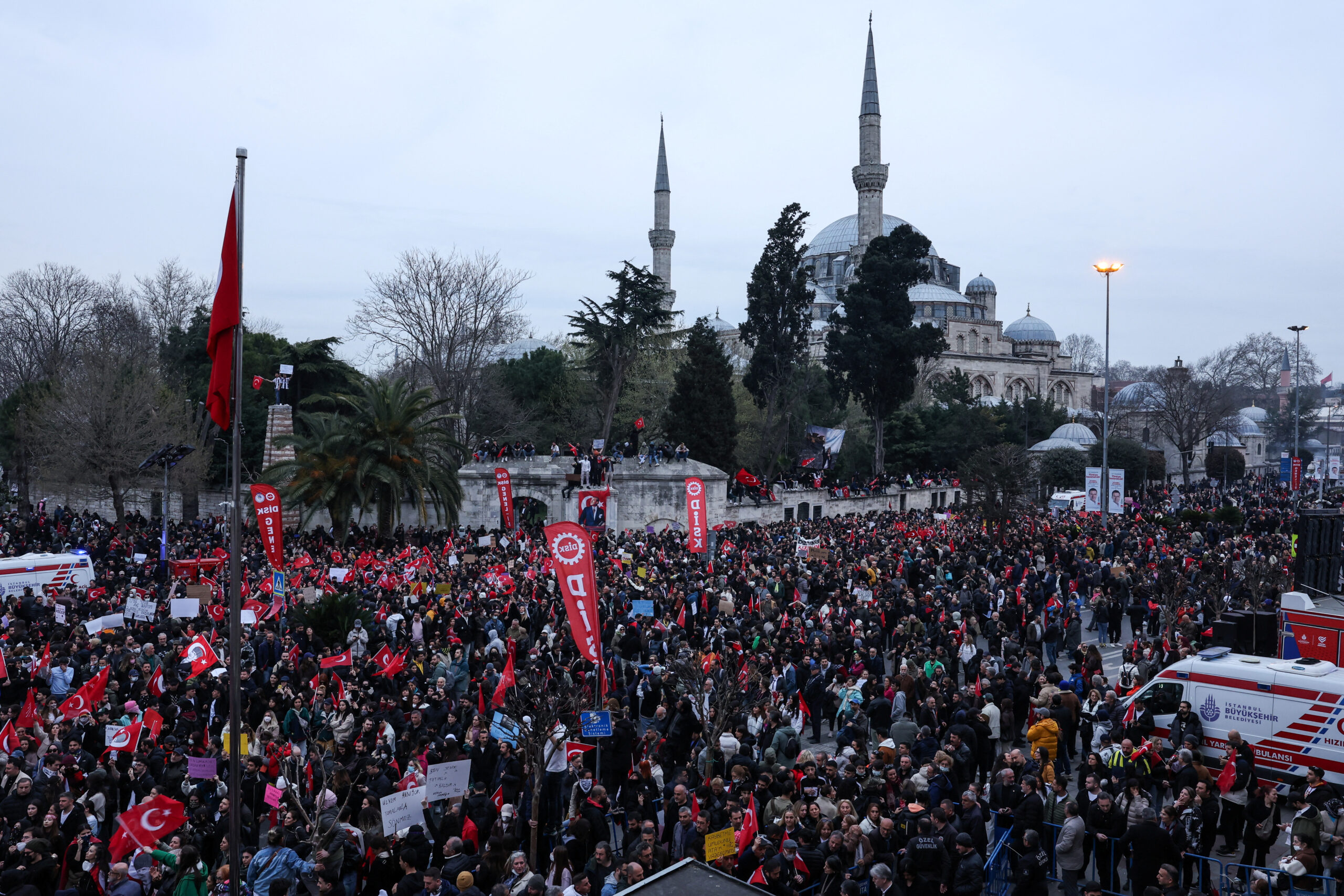 Διαδήλωση για τον Εκρέμ Ιμάμογλου