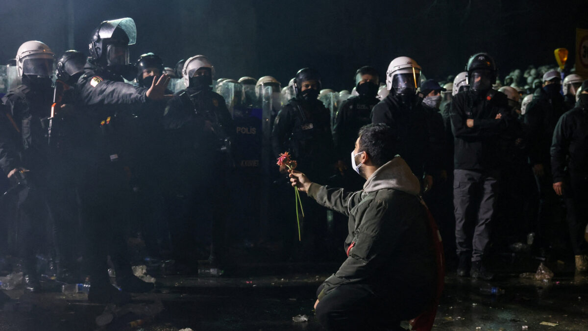 Διαδήλωση για τον Εκρέμ Ιμάμογλου